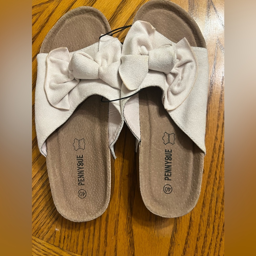 Penny Sue White Genuine Suede Slide Sandals Bow‎ Accent Cork Bottom Size 9.5